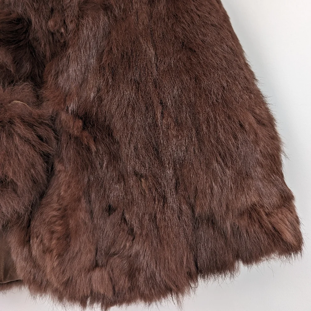 Rabbit Fur Capelet Wrap Satin Lined Buckle Clasp Vintage Formal Elegant Luxury